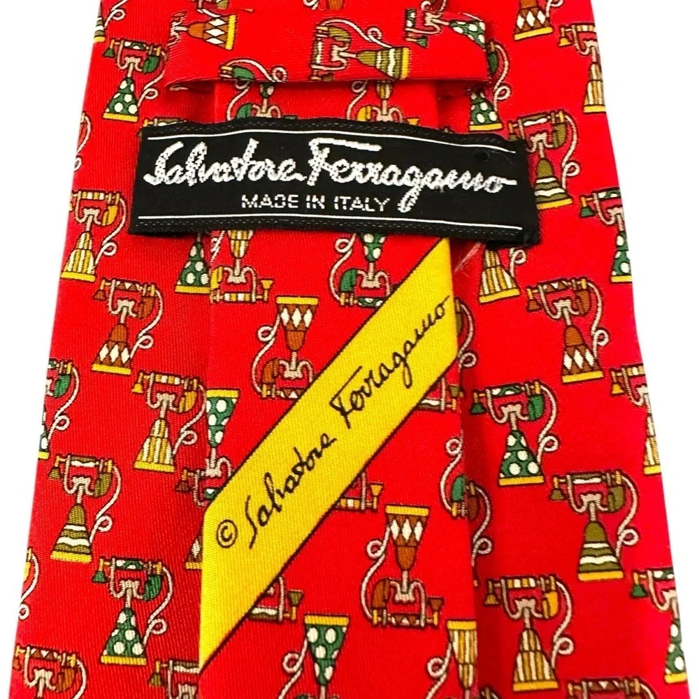Salvatore Ferragamo Antique Telephone Print 100%‎ Silk Men’s Tie EUC